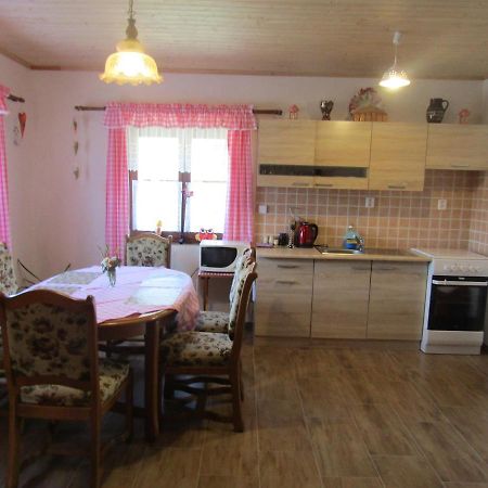 Rekreacni Dum V Brdech Pod Svatou Annou Villa Ohrazenice  Exterior foto